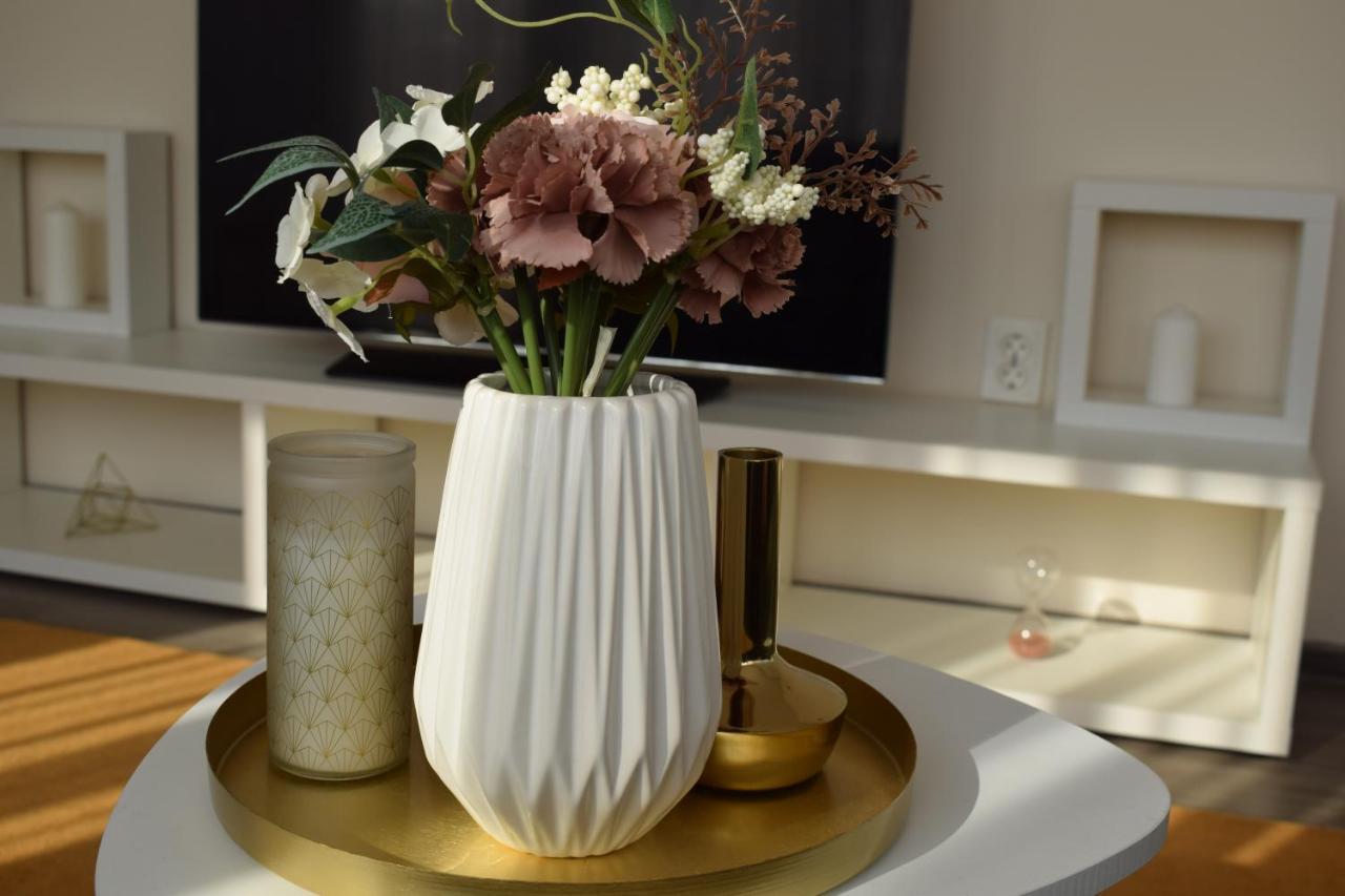 Sweet Residence Apartment Arad Ngoại thất bức ảnh